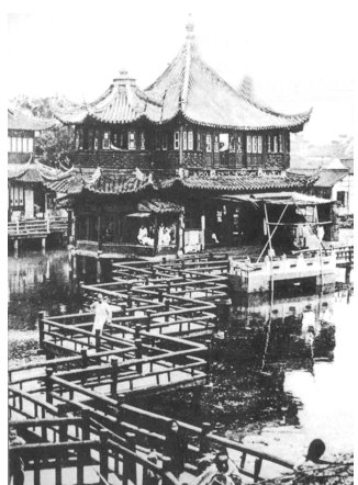 九曲桥和湖心亭